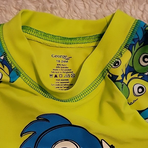 GEORGE~ Rashguard, 18-24M - Picture 3 of 3